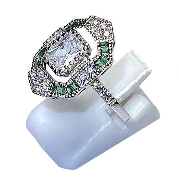 Vintage Estate Inspired Ring - Synthetic Emeralds & Diamonds - Size 6, 7 or 8 - Picture 8 of 12